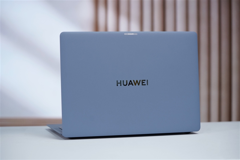 华为PC史上最重要的产品！首款鸿蒙电脑华为MateBook Pro评测(图1)