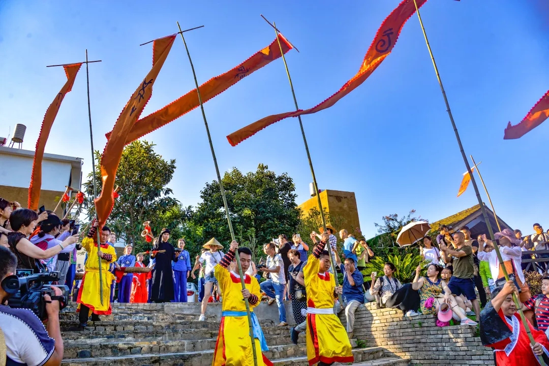乡愁集市火了！布依祈福大典你来了吗？(图6)