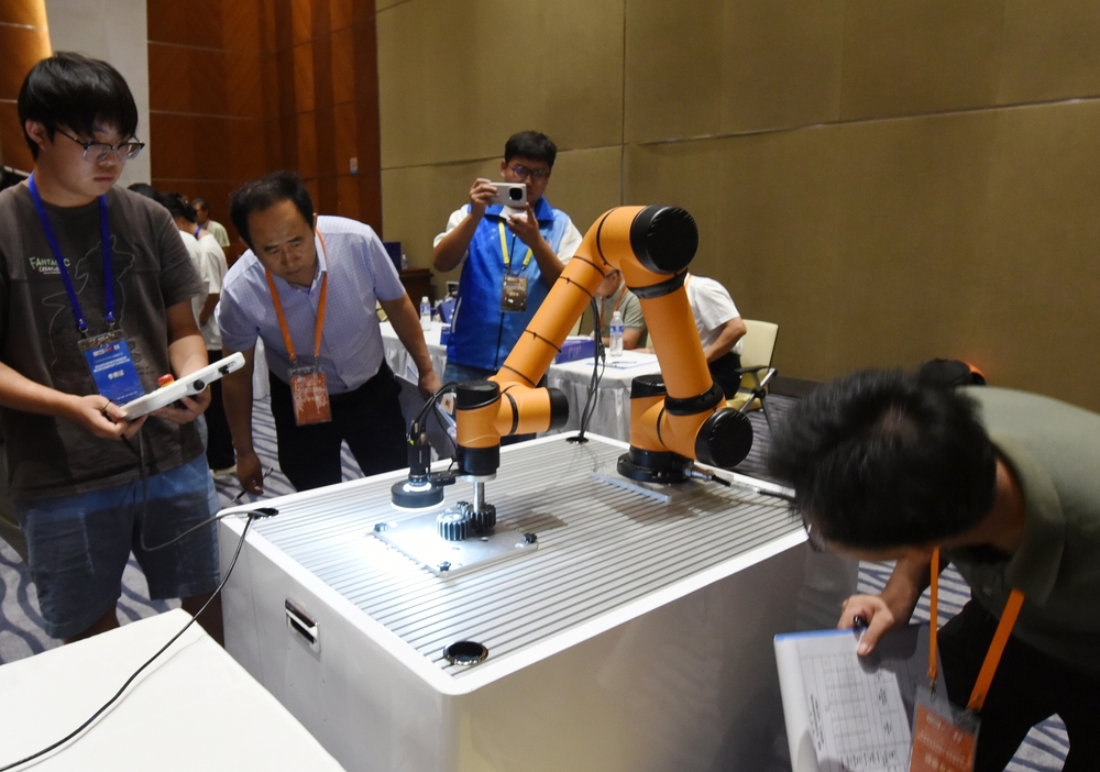 联播＋｜三个“桩”撑起“一盘棋”(图3)